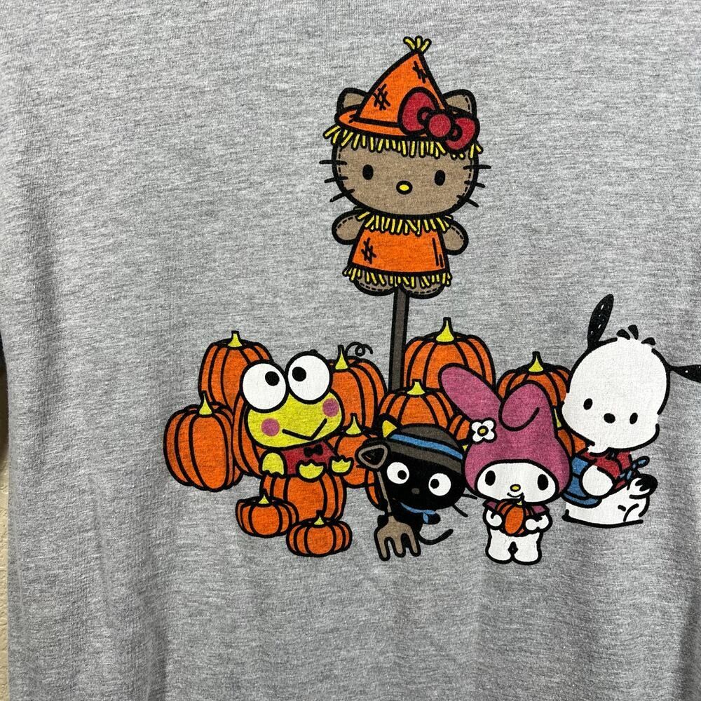 Hello Kitty Sanrio Tanaka Farms Pumpkin Youth Small Gray T-Shirt New 2017 Rare - Picture 5 of 8